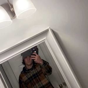 Meet your Posher, Caleb